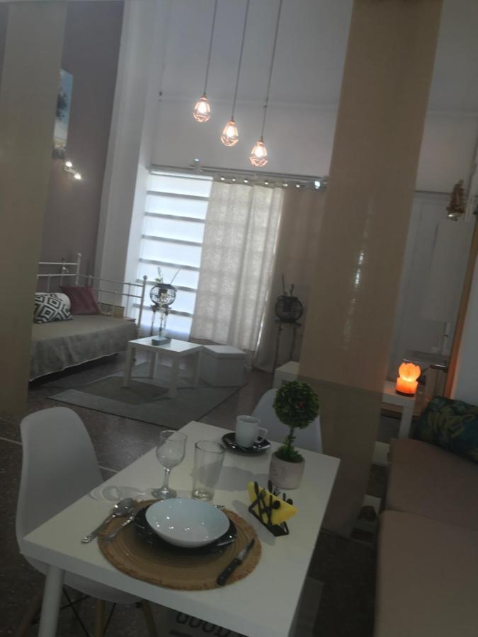 Avance Art Atena Exterior foto