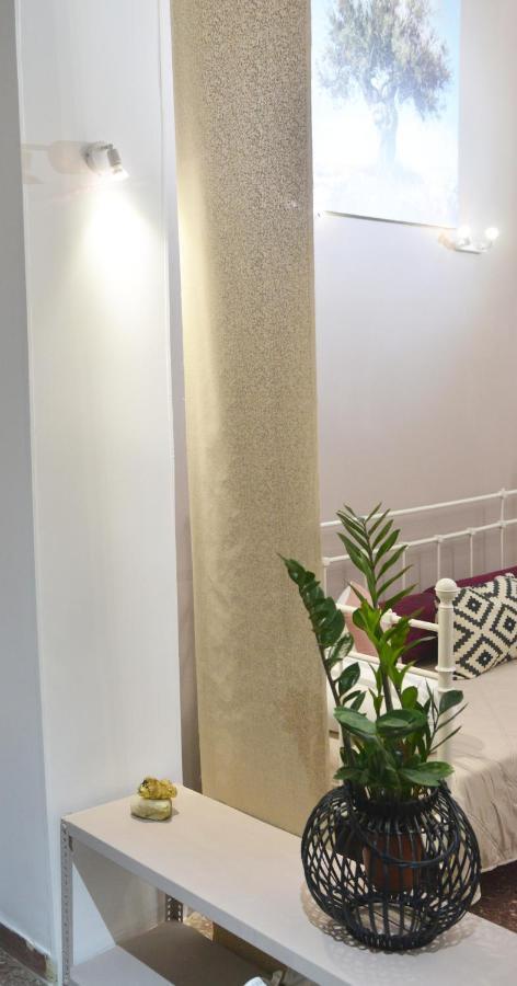 Avance Art Atena Exterior foto