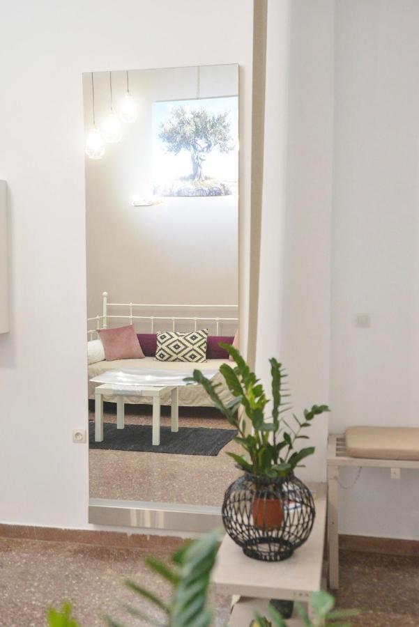 Avance Art Atena Exterior foto