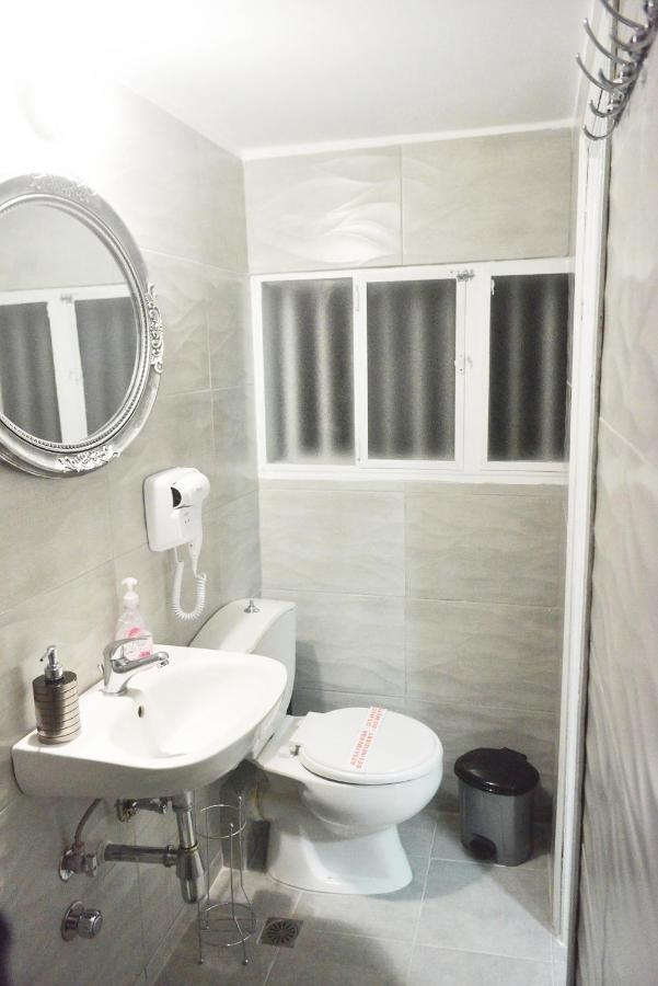 Avance Art Atena Exterior foto